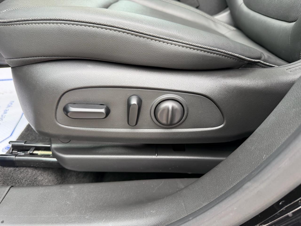 2024 Buick Encore GX Sport Touring ONLY 19K!, PANO ROOF, LEATHER, BOSE! Photo66