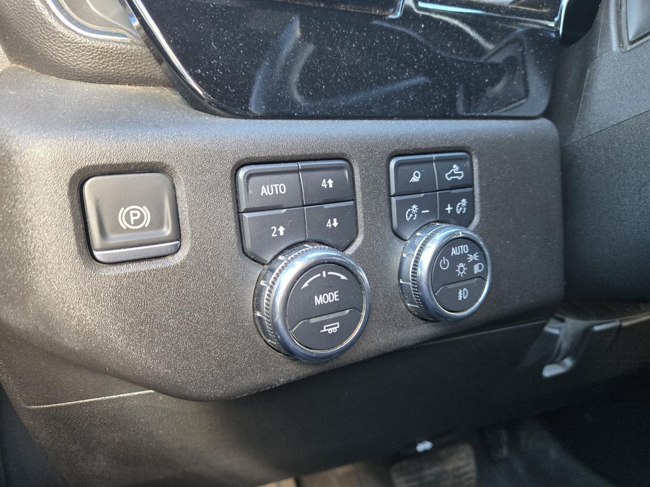 2024 GMC Sierra 2500 SLT - Photo #19