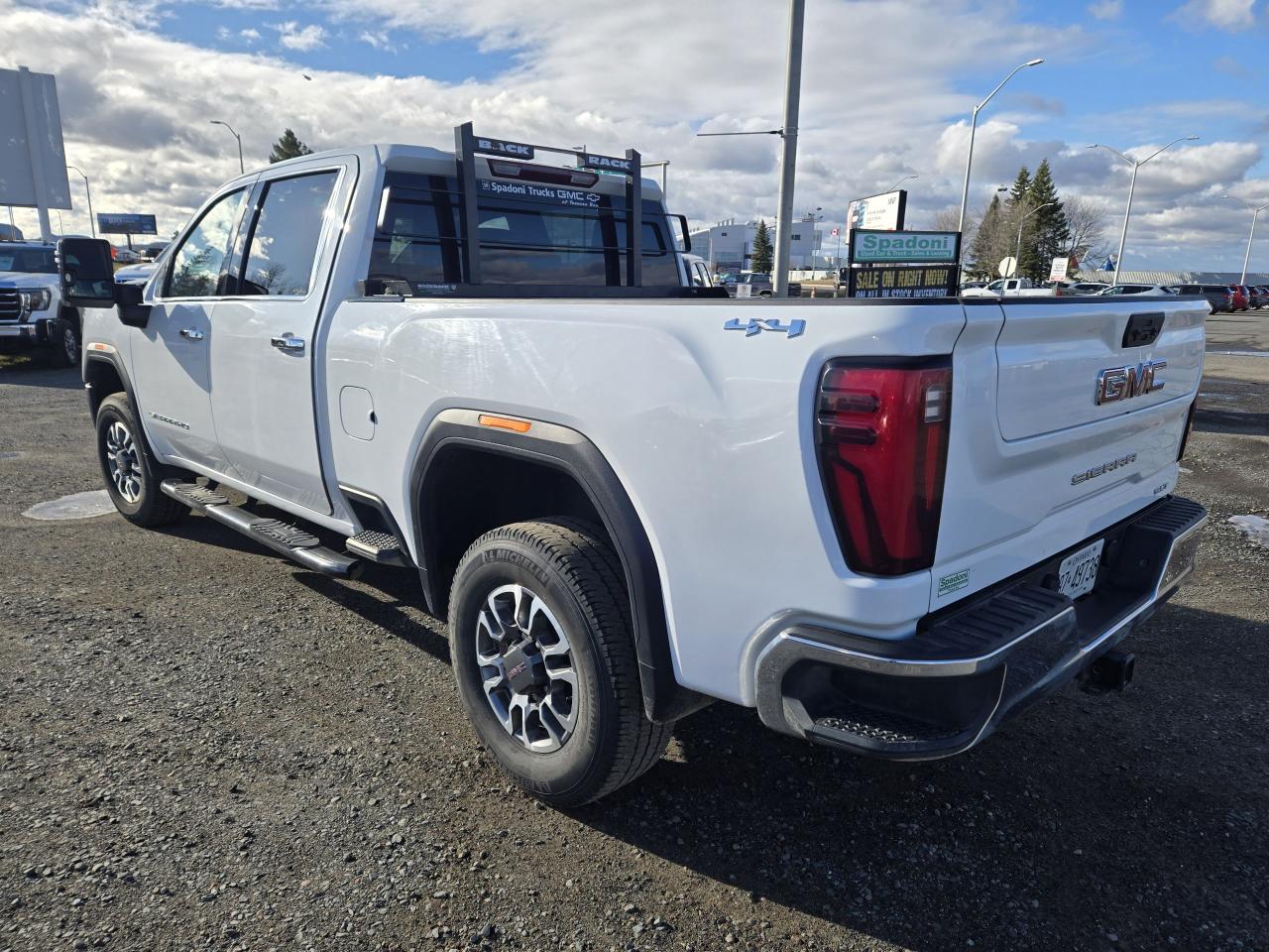 2024 GMC Sierra 2500 SLT - Photo #4