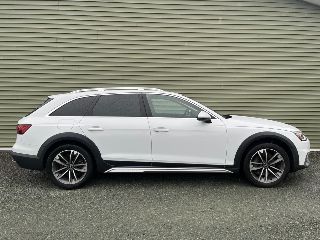 2022 Audi Allroad Progressiv 45 TFSI quattro - Photo #2