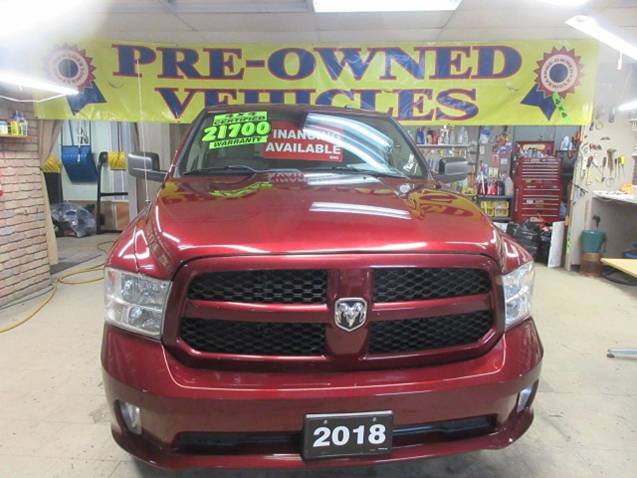 2018 RAM 1500 4x4 Crew Cab 5'7" Box - Photo #10
