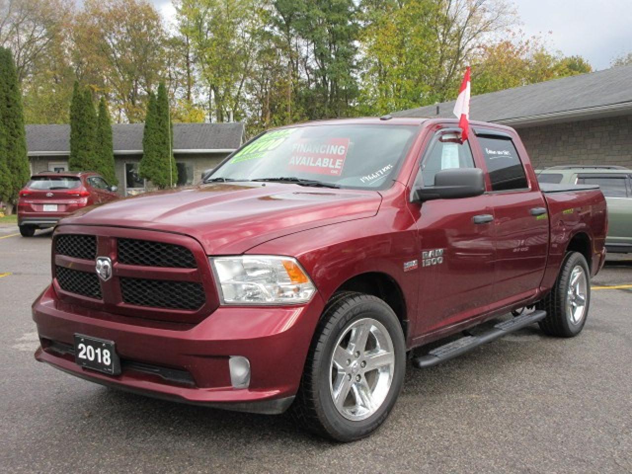 2018 RAM 1500 4x4 Crew Cab 5'7" Box - Photo #3