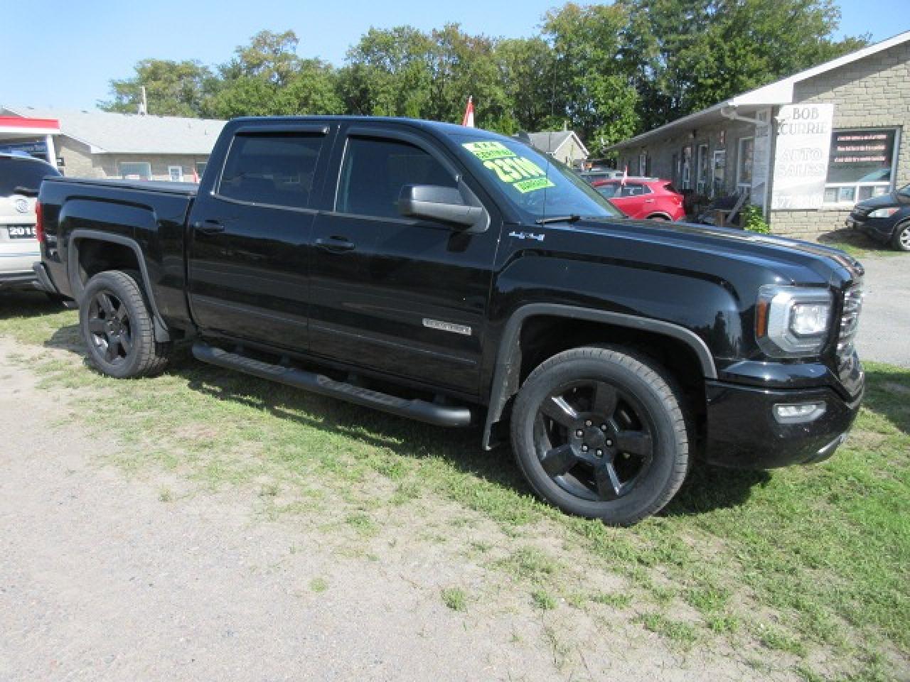 2017 GMC Sierra 1500 4WD CREW CAB 143.5" SLE