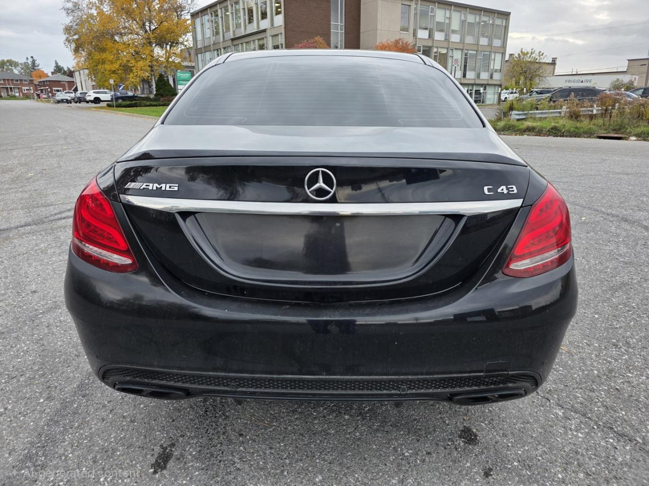 2017 Mercedes-Benz C-Class AMG C43 SEDAN - Photo #4