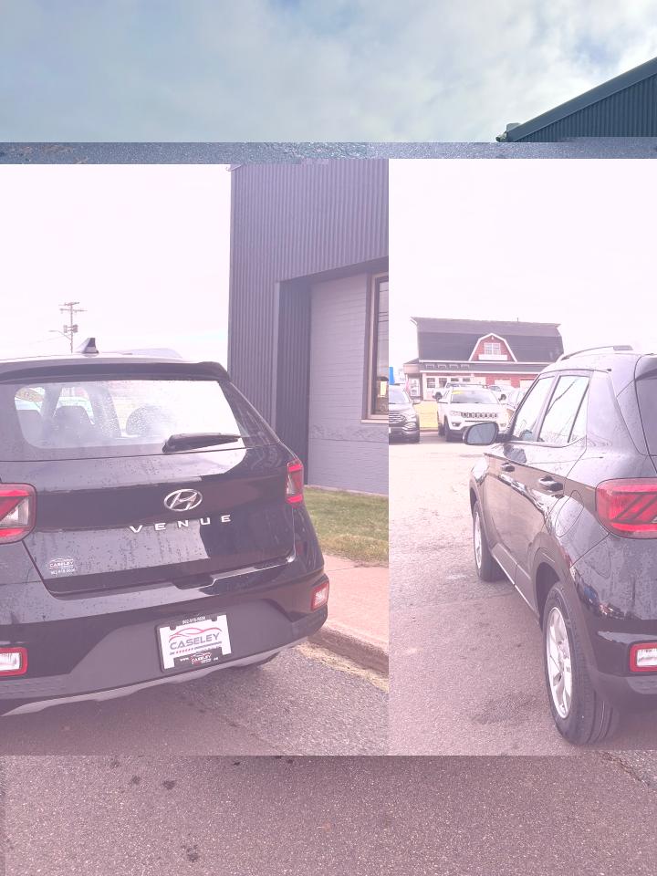 2022 Hyundai Venue PREFERRED - Photo #6