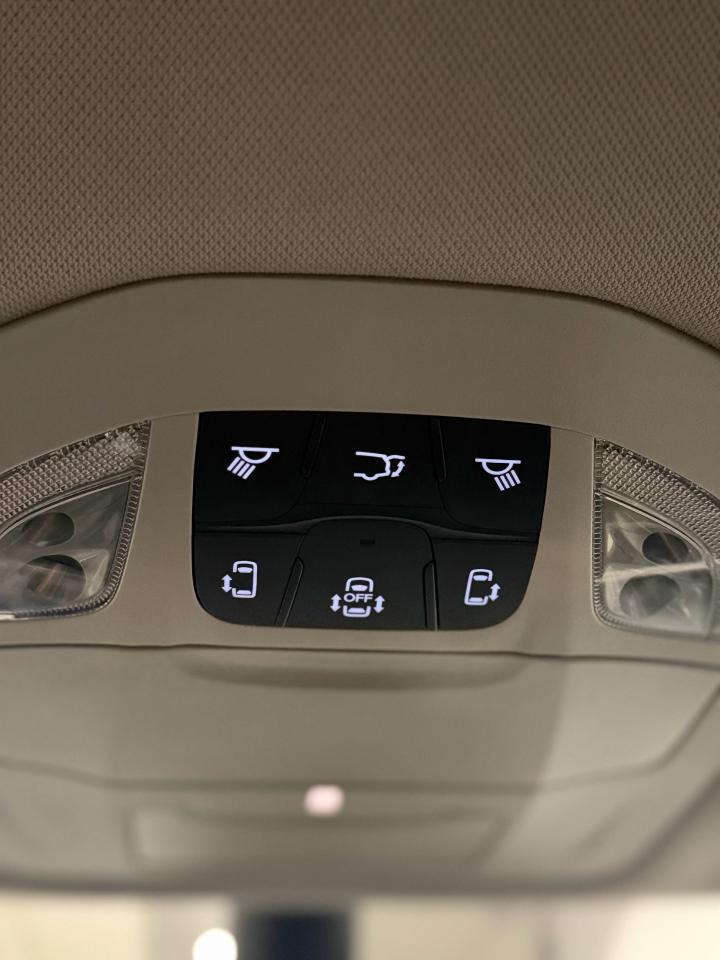 2024 Chrysler Grand Caravan SXT Photo