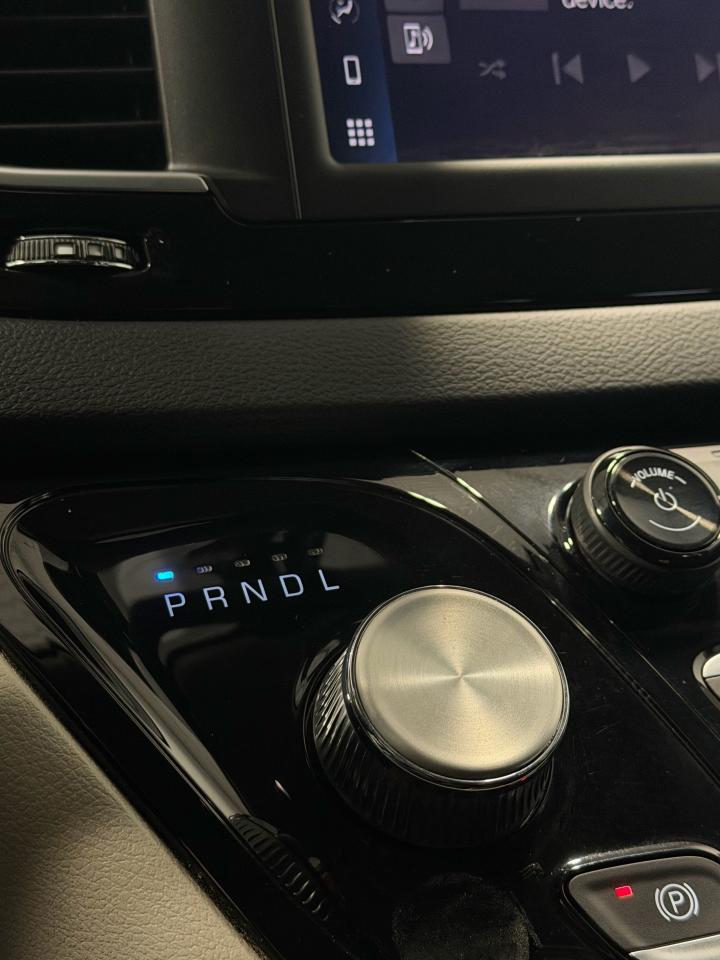 2024 Chrysler Grand Caravan SXT Photo