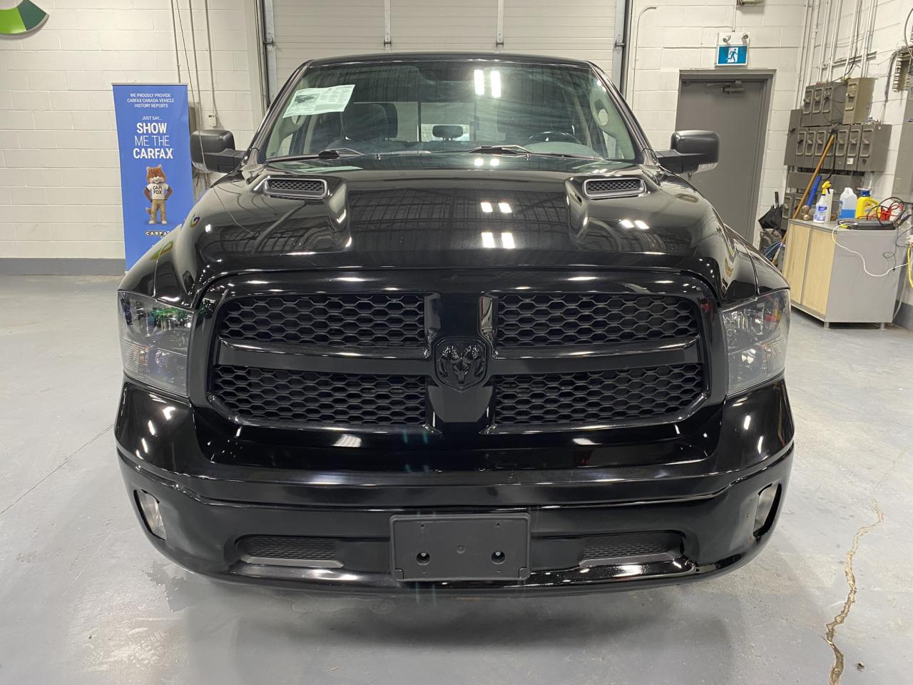 2019 RAM 1500 Classic SLT 4x4 Crew Cab 5'7" Box - Photo #8