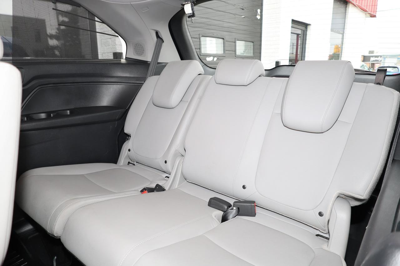2018 Honda Odyssey Touring - LEATHER|SUNROOF|DVD|BLINDSPOT|LANEKEEP Photo