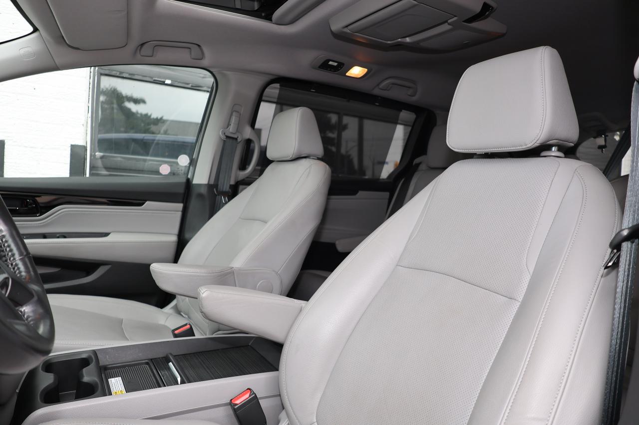 2018 Honda Odyssey Touring - LEATHER|SUNROOF|DVD|BLINDSPOT|LANEKEEP Photo
