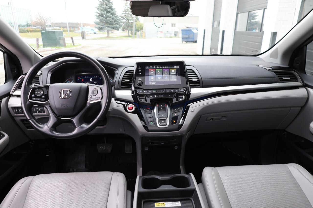 2018 Honda Odyssey Touring - LEATHER|SUNROOF|DVD|BLINDSPOT|LANEKEEP Photo