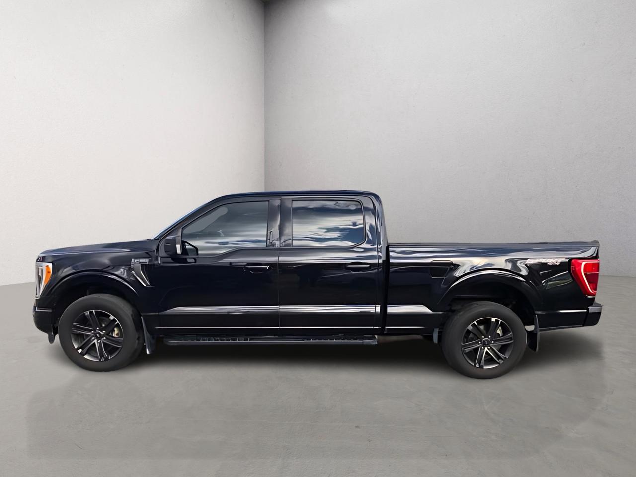 2021 Ford F-150 XLT / S.ROOF / NAV / TPMS Photo3