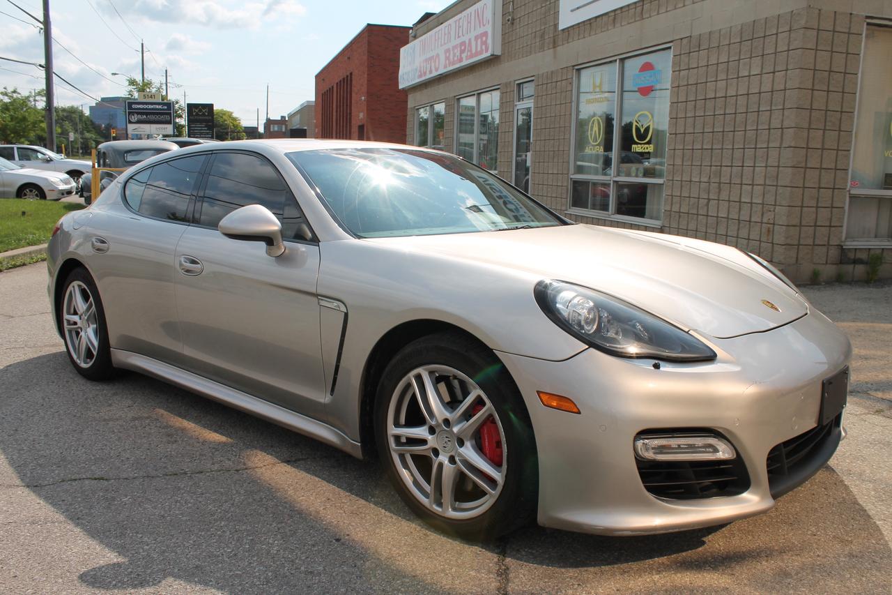 2013 Porsche Panamera GTS Photo