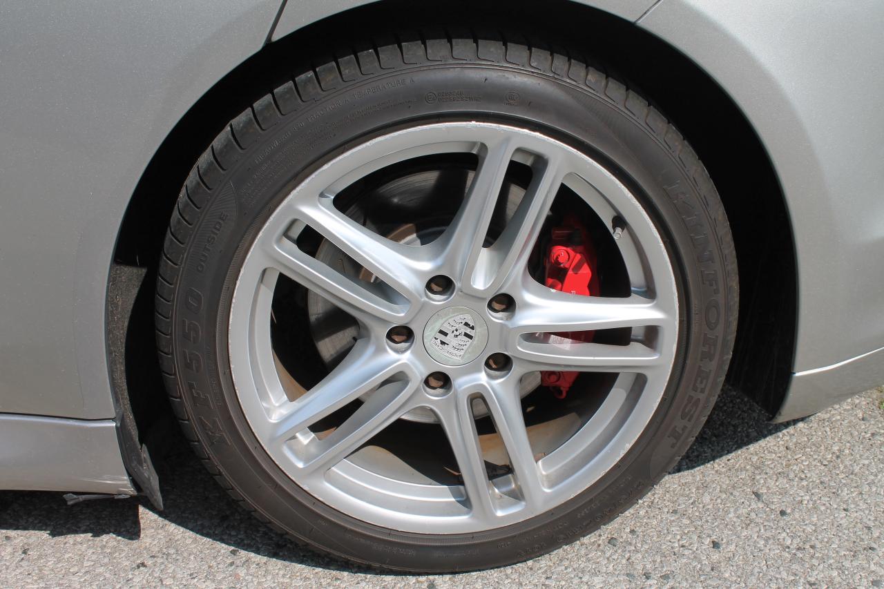 2013 Porsche Panamera GTS Photo