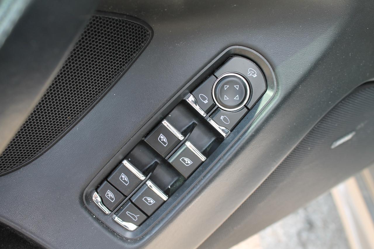 2013 Porsche Panamera GTS Photo