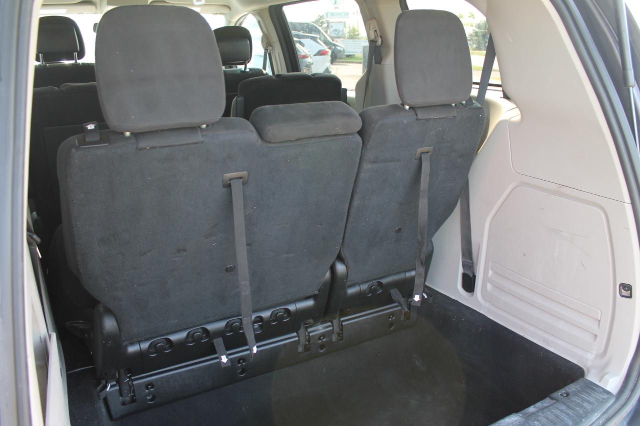 2017 Dodge Grand Caravan SXT Photo