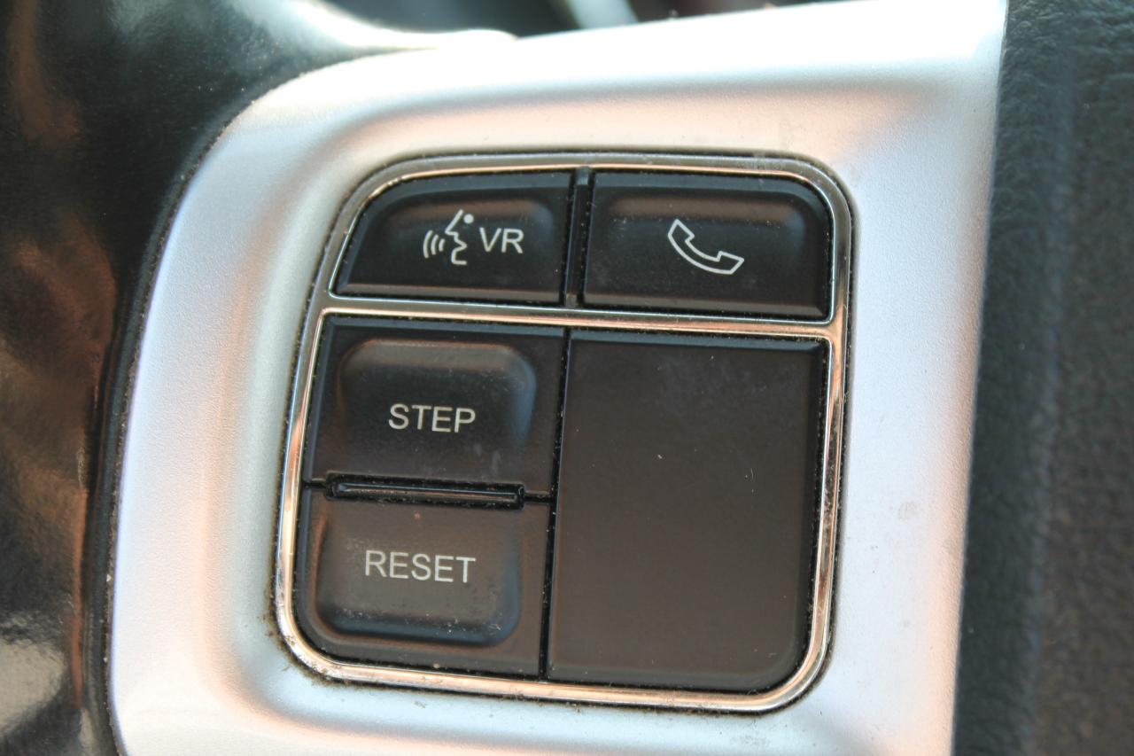 2017 Dodge Grand Caravan SXT Photo