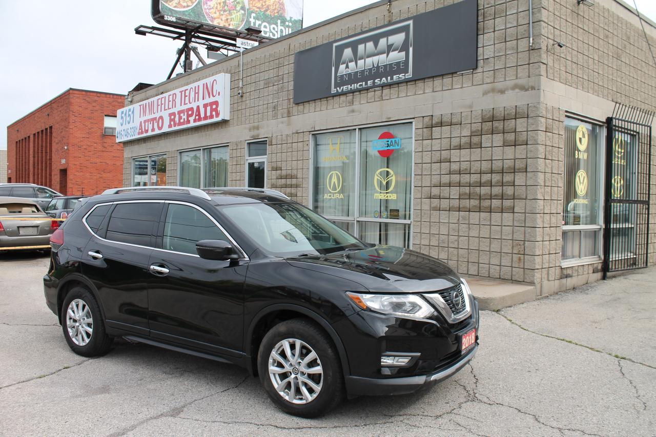 2018 Nissan Rogue SV Photo0