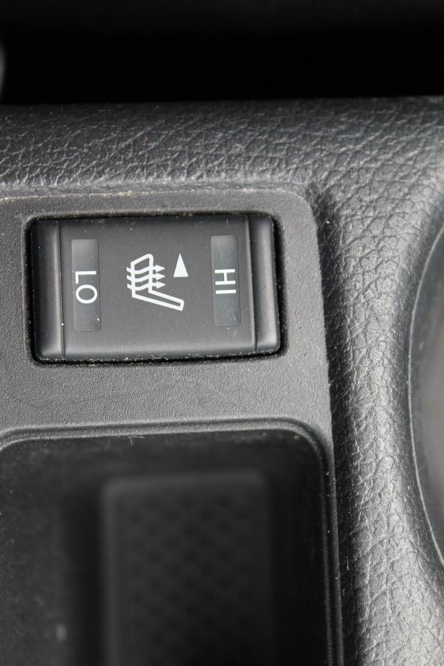 2018 Nissan Rogue SV Photo