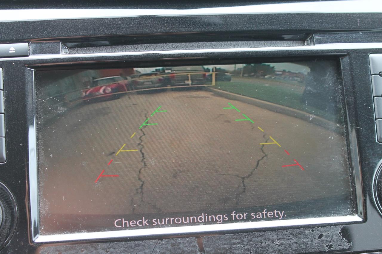 2018 Nissan Rogue SV Photo