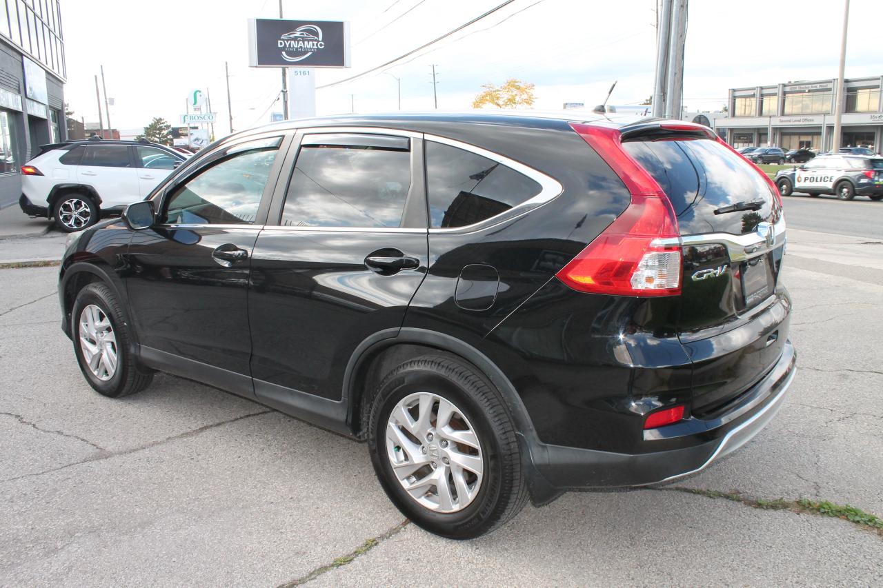 2015 Honda CR-V SE Photo