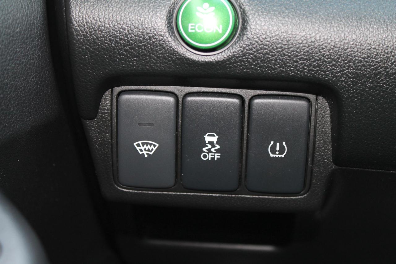 2015 Honda CR-V SE Photo