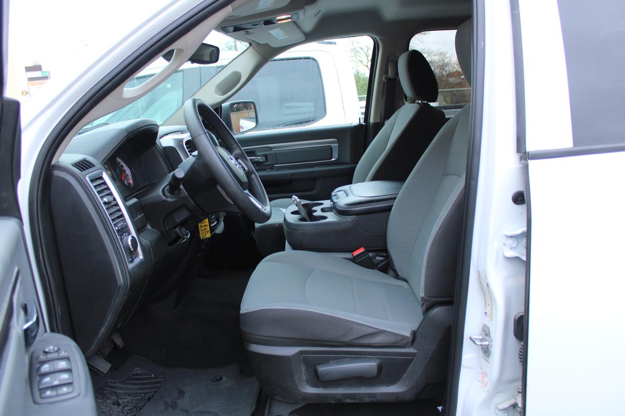 2023 RAM 1500 Classic SLT 4x4 Crew Cab 5'7" Box Photo