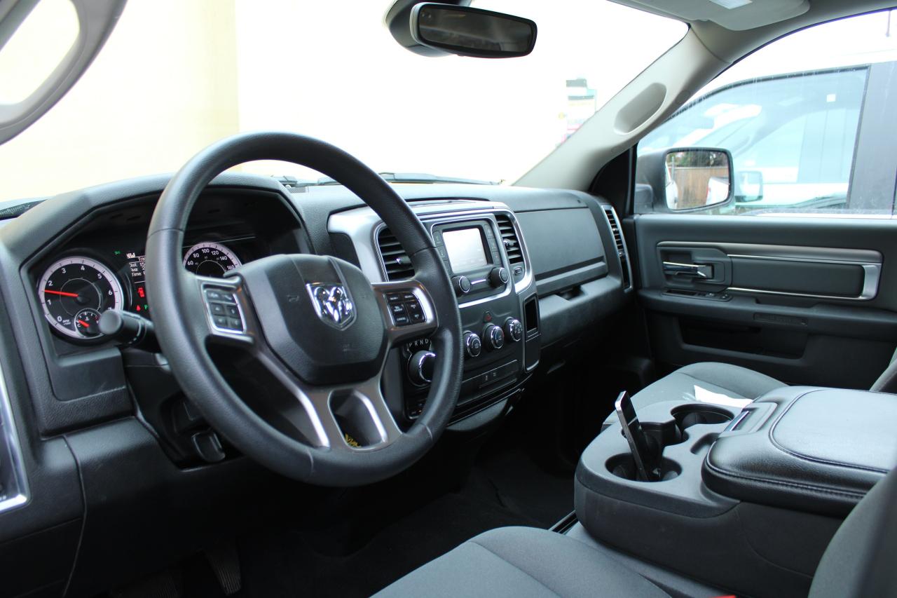 2023 RAM 1500 Classic SLT 4x4 Crew Cab 5'7" Box - Photo #13