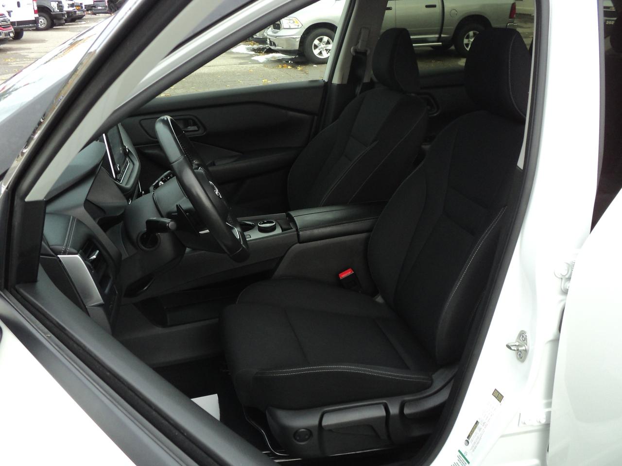 2024 Nissan Rogue S AWD  1.5L3cylGasRemoteStartHeatedSeatsBackUpCam - Photo #12