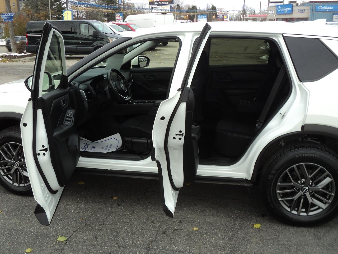 2024 Nissan Rogue S AWD  1.5L3cylGasRemoteStartHeatedSeatsBackUpCam - Photo #10