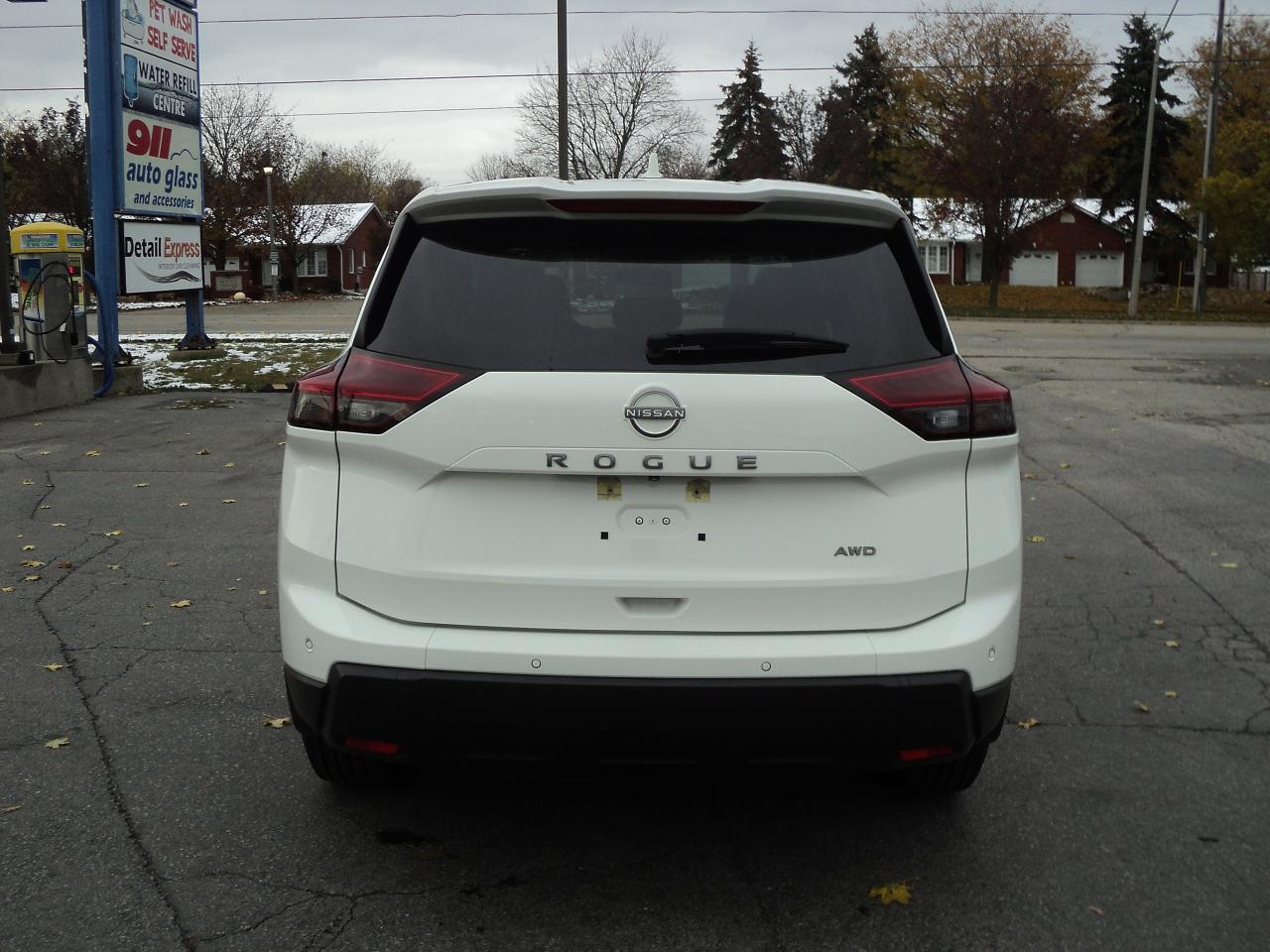 2024 Nissan Rogue S AWD  1.5L3cylGasRemoteStartHeatedSeatsBackUpCam - Photo #9