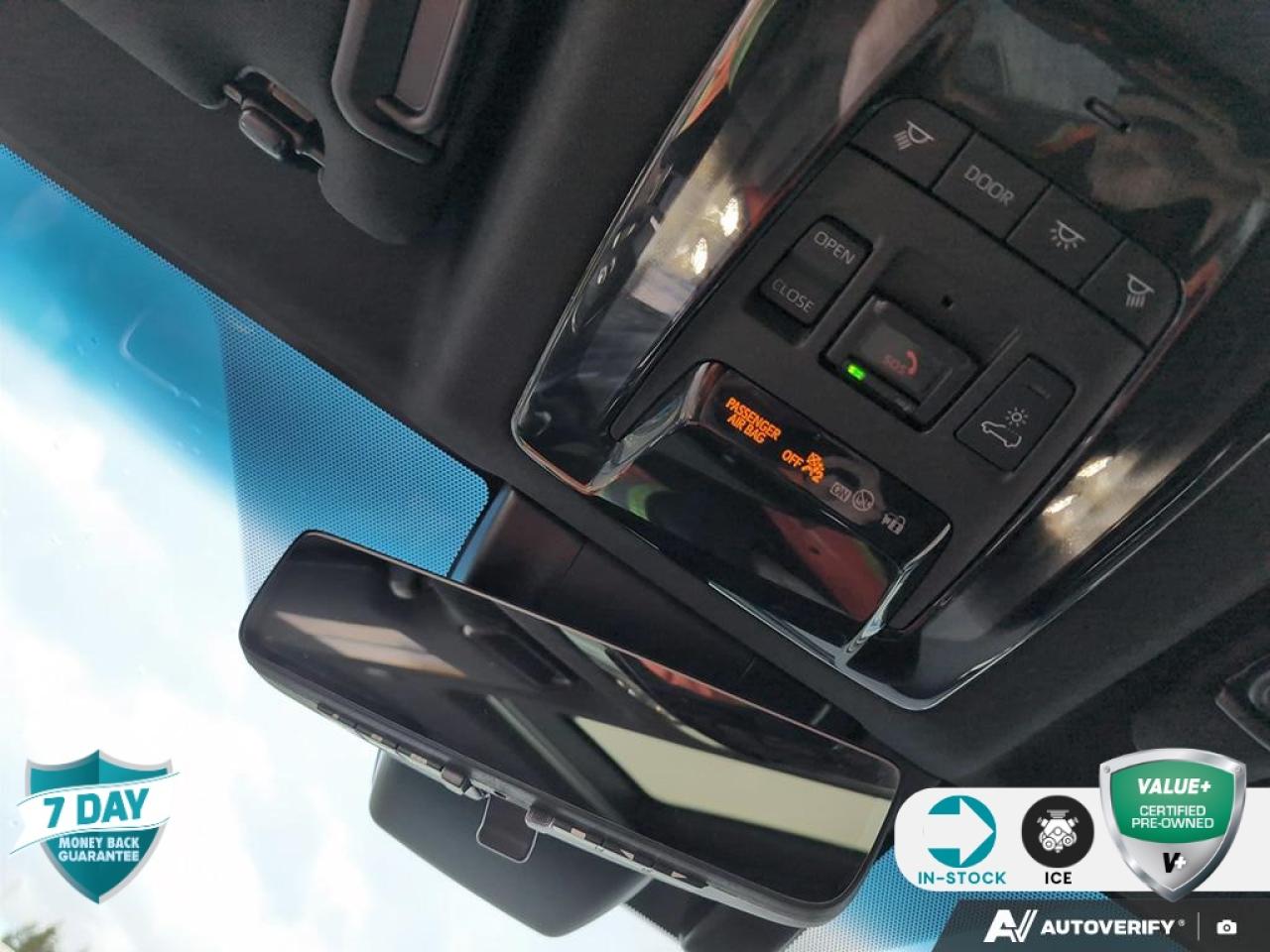 2023 Toyota Venza XLE 2.5L HYBRID | POWER MOON ROOF | APPLE CARPLAY Photo