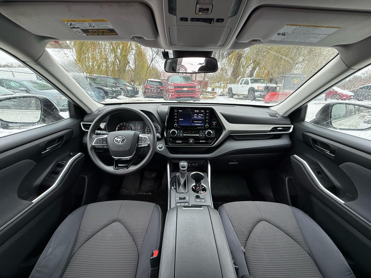 2020 Toyota Highlander LE - Photo #14