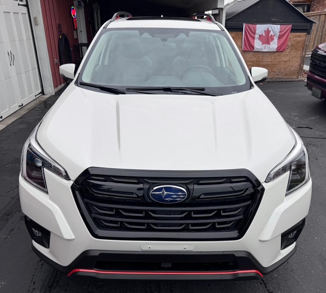 2022 Subaru Forester Sport AWD Photo2