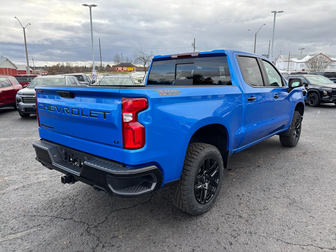 2026 Chevrolet Silverado 1500 2026 Chevrolet Silverado LT Trail Boss Crew Cab 4WD Photo