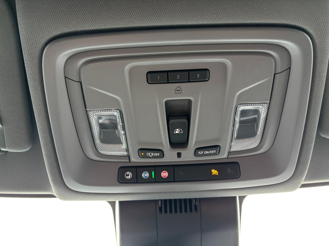 2026 Chevrolet Silverado 1500 2026 Chevrolet Silverado LT Trail Boss Crew Cab 4WD Photo