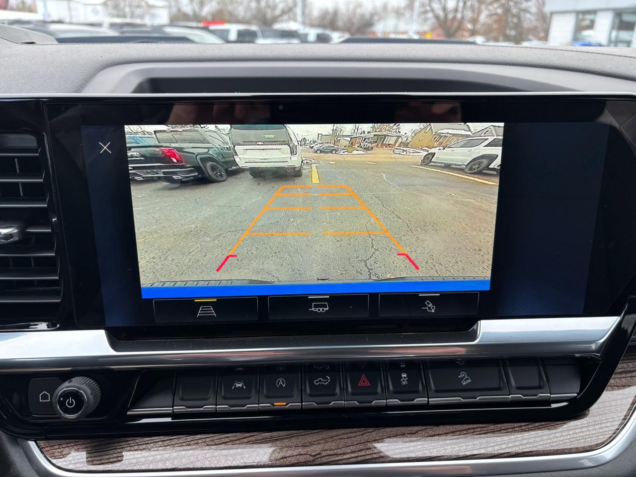 2026 Chevrolet Silverado 1500 2026 Chevrolet Silverado LT Trail Boss Crew Cab 4WD Photo