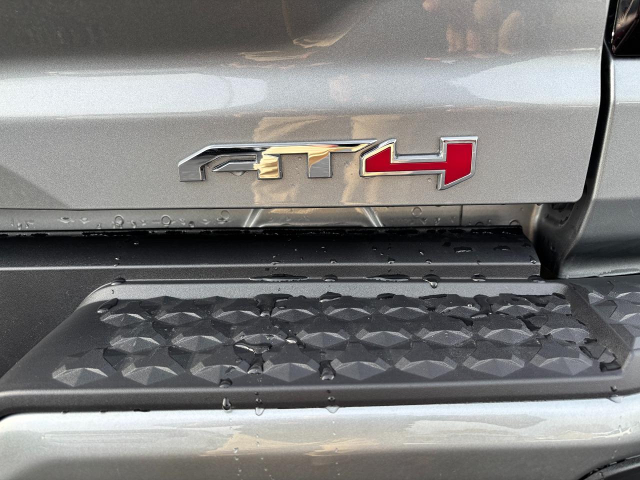 2026 GMC Canyon 2026 GMC Canyon AT4 4WD Photo