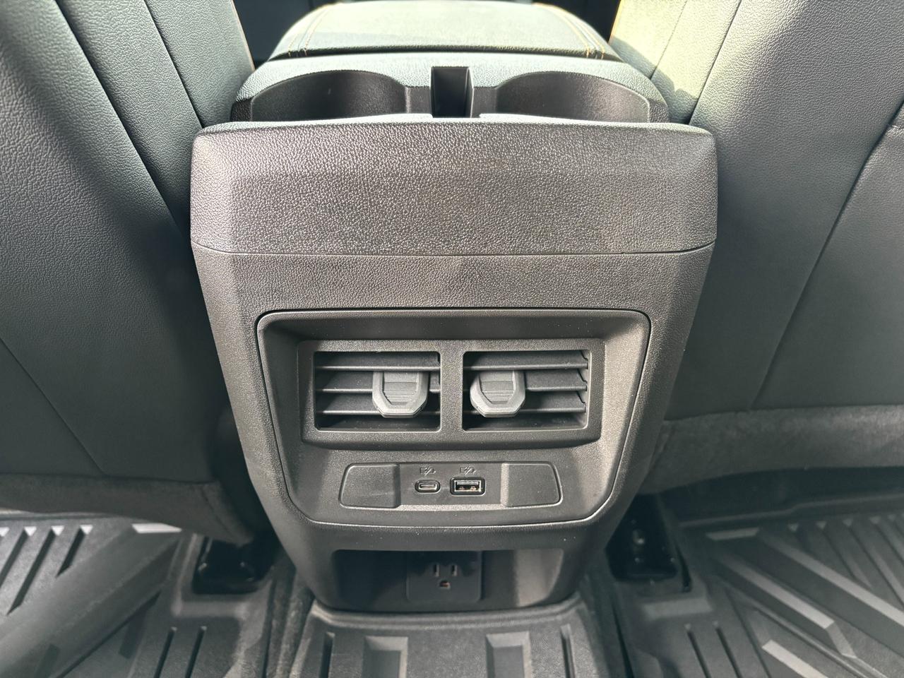 2026 GMC Canyon 2026 GMC Canyon AT4 4WD Photo