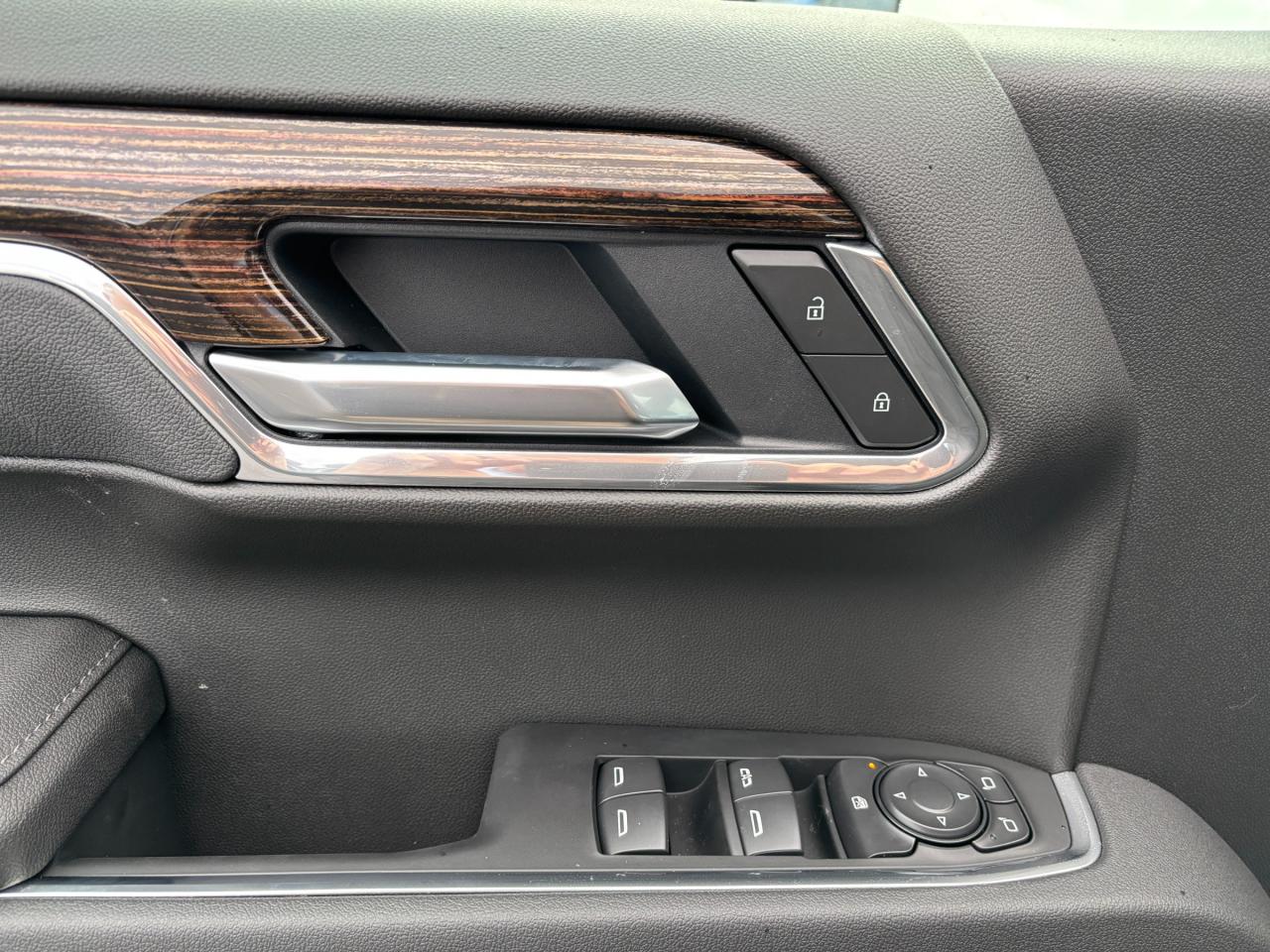 2026 GMC Sierra 1500 2025 GMC Sierra Elevation Crew Cab 4WD Photo