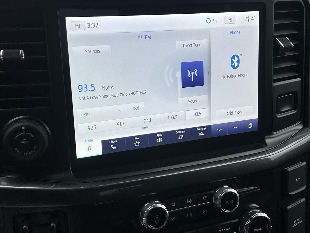 2022 Ford F-150 Tremor 4X4, SIRIUS XM, FRONT HEATED SEATS, BACK UP CAMERA, POWER TRUNKGATE!! Photo