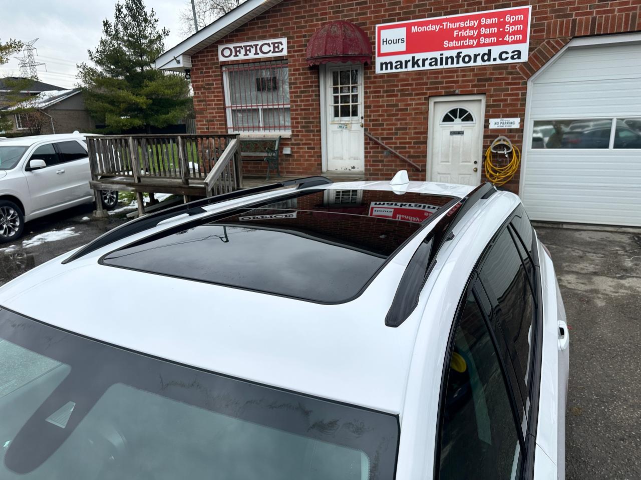 2021 GMC Terrain SLE-ELEV AWD HTD-Cloth Moonroof NAV CarPlay RvCam Photo