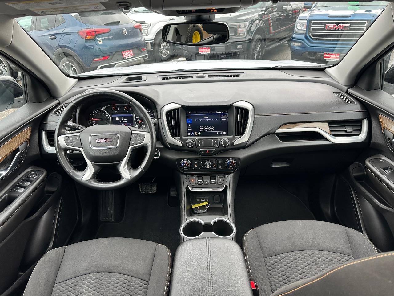 2021 GMC Terrain SLE-ELEV AWD HTD-Cloth Moonroof NAV CarPlay RvCam Photo