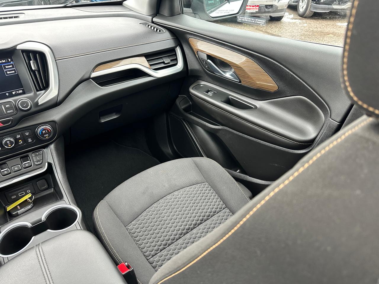 2021 GMC Terrain SLE-ELEV AWD HTD-Cloth Moonroof NAV CarPlay RvCam Photo