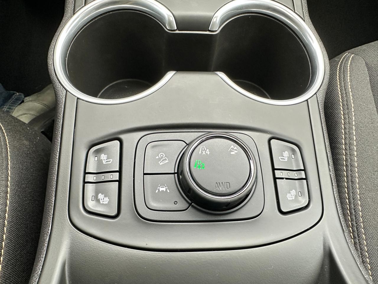 2021 GMC Terrain SLE-ELEV AWD HTD-Cloth Moonroof NAV CarPlay RvCam Photo