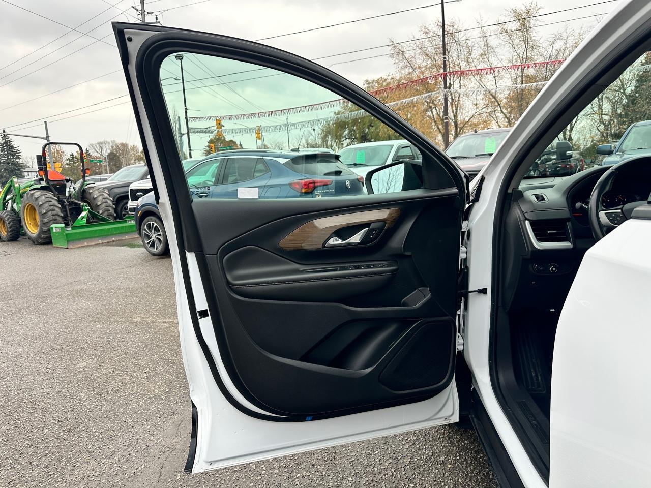 2021 GMC Terrain SLE-ELEV AWD HTD-Cloth Moonroof NAV CarPlay RvCam Photo