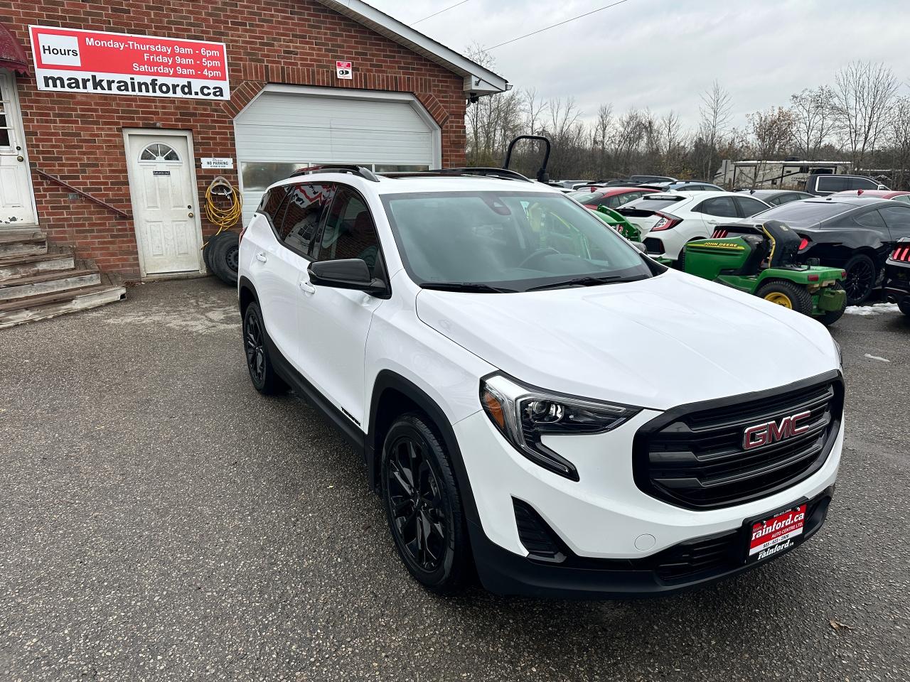 2021 GMC Terrain SLE-ELEV AWD HTD-Cloth Moonroof NAV CarPlay RvCam Photo