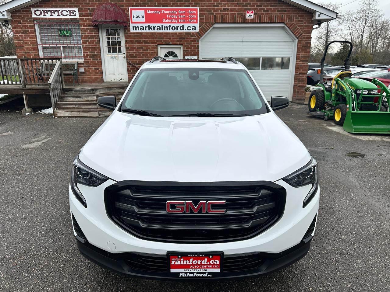 2021 GMC Terrain SLE-ELEV AWD HTD-Cloth Moonroof NAV CarPlay RvCam Photo