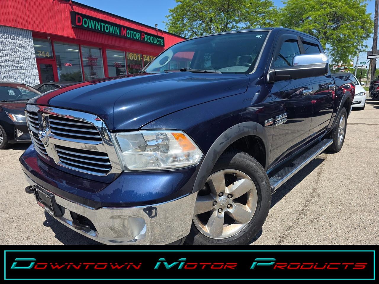 2015 RAM 1500 Big Horn 4WD Crew Cab