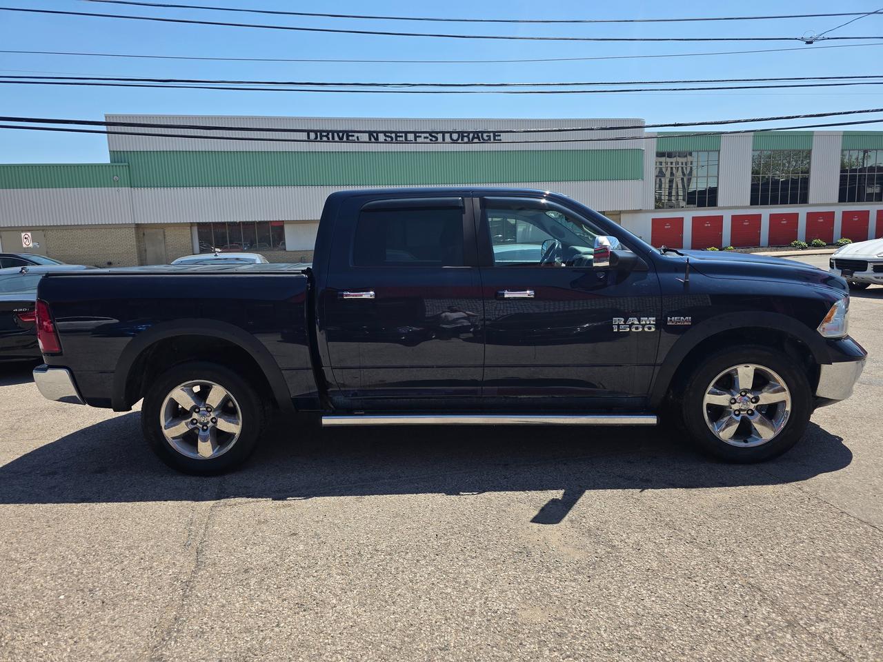 2015 RAM 1500 Big Horn 4WD Crew Cab Photo